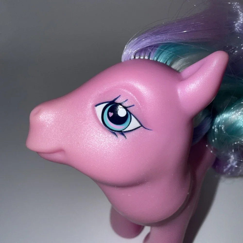 VTG 2002 G3 My Little Pony Sweetberry Shimmery Figure